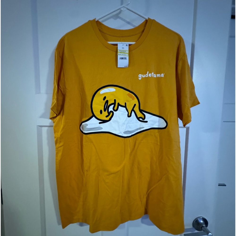 gudetama graphic tee